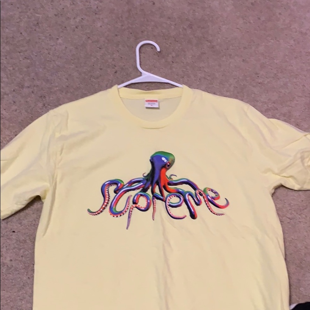 Supreme tentacles tee pale yellow SS18 AUTHENTIC